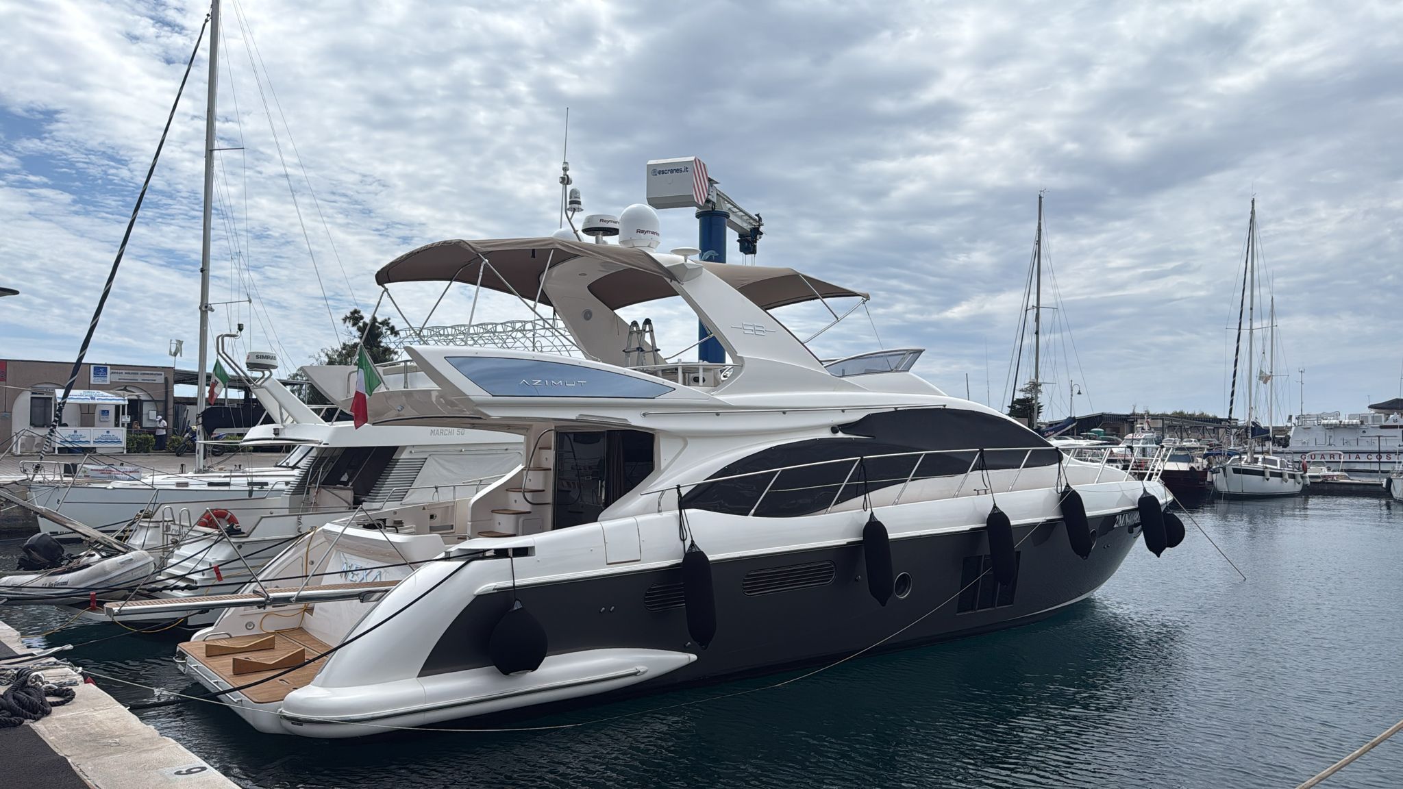 Azimut 58 Fly