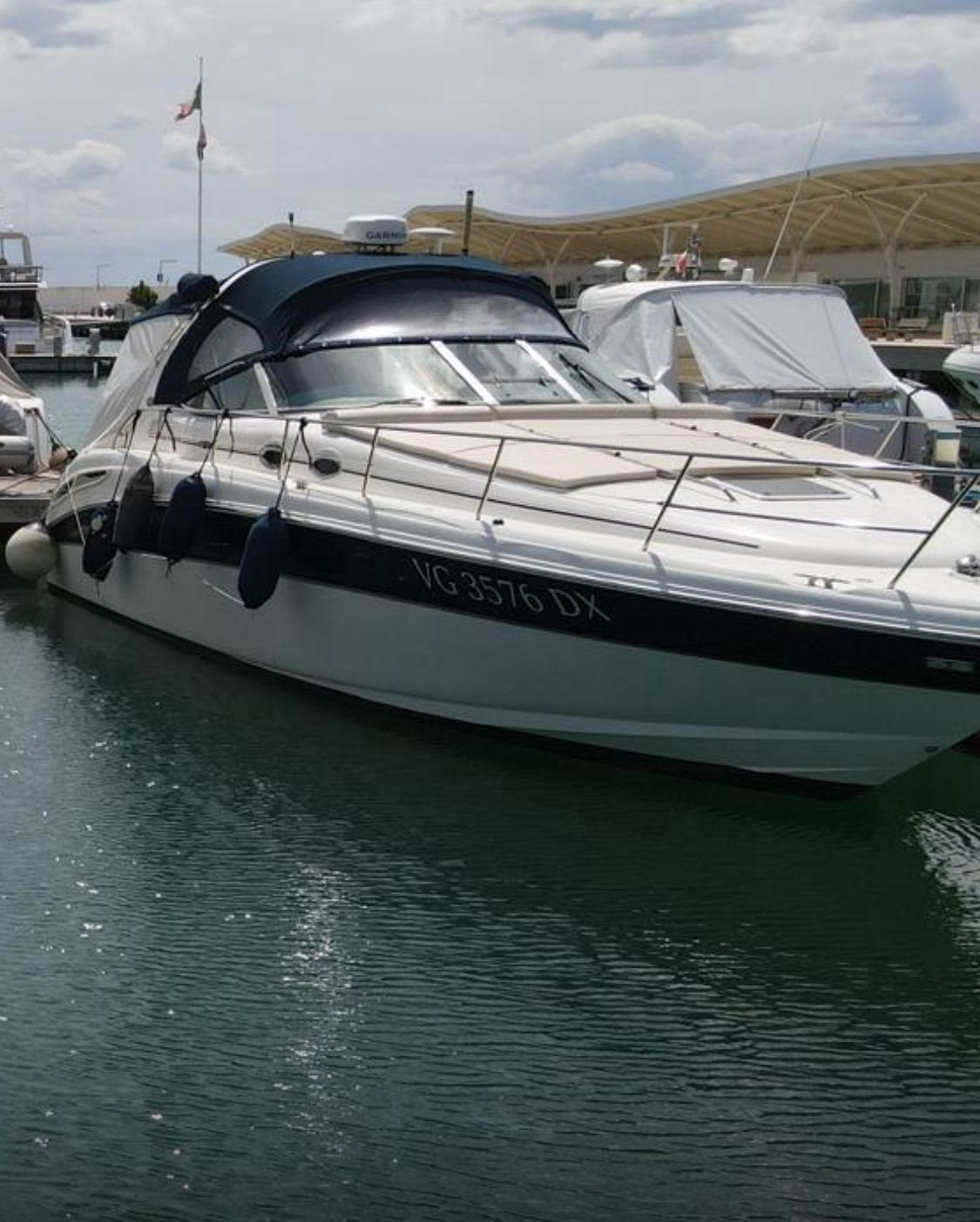Sea Ray Sundancer 395