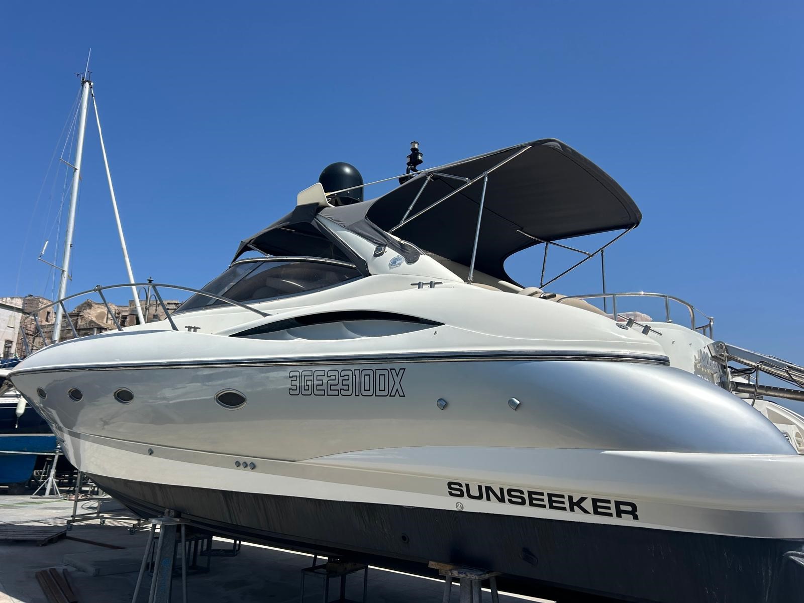 Sunseeker Camargue 44